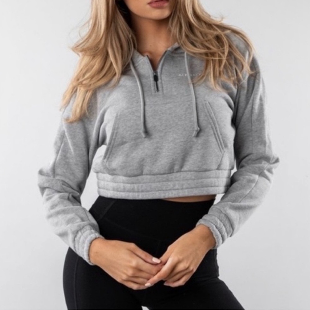 Alphalete Light Gray Half-Zip Hoodie